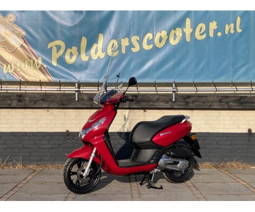 Peugeot kisbee rood full option
