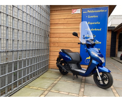 Peugeot kisbee 4T blauw 25 km