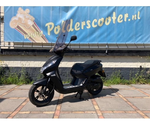 Peugeot kisbee black edition